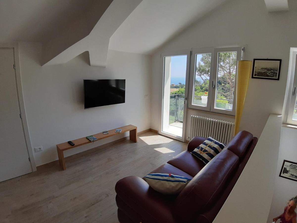 Villa De Ruschi Montacuto ภายนอก รูปภาพ