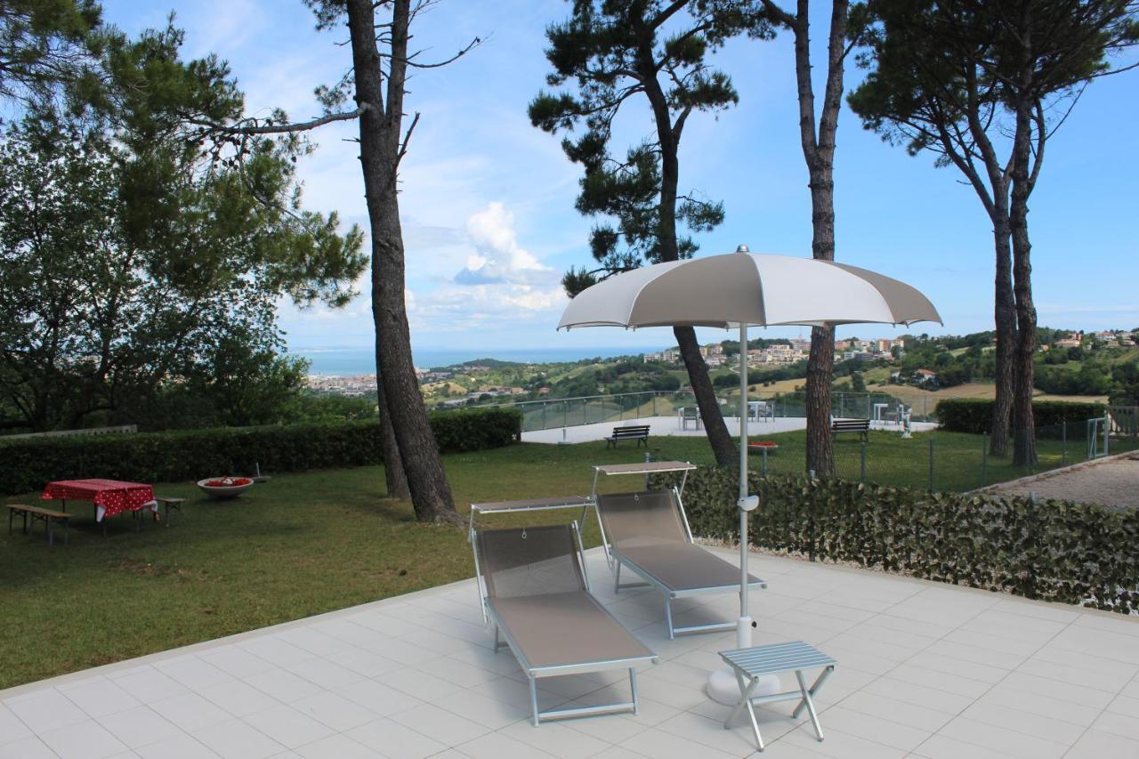 Villa De Ruschi Montacuto ภายนอก รูปภาพ