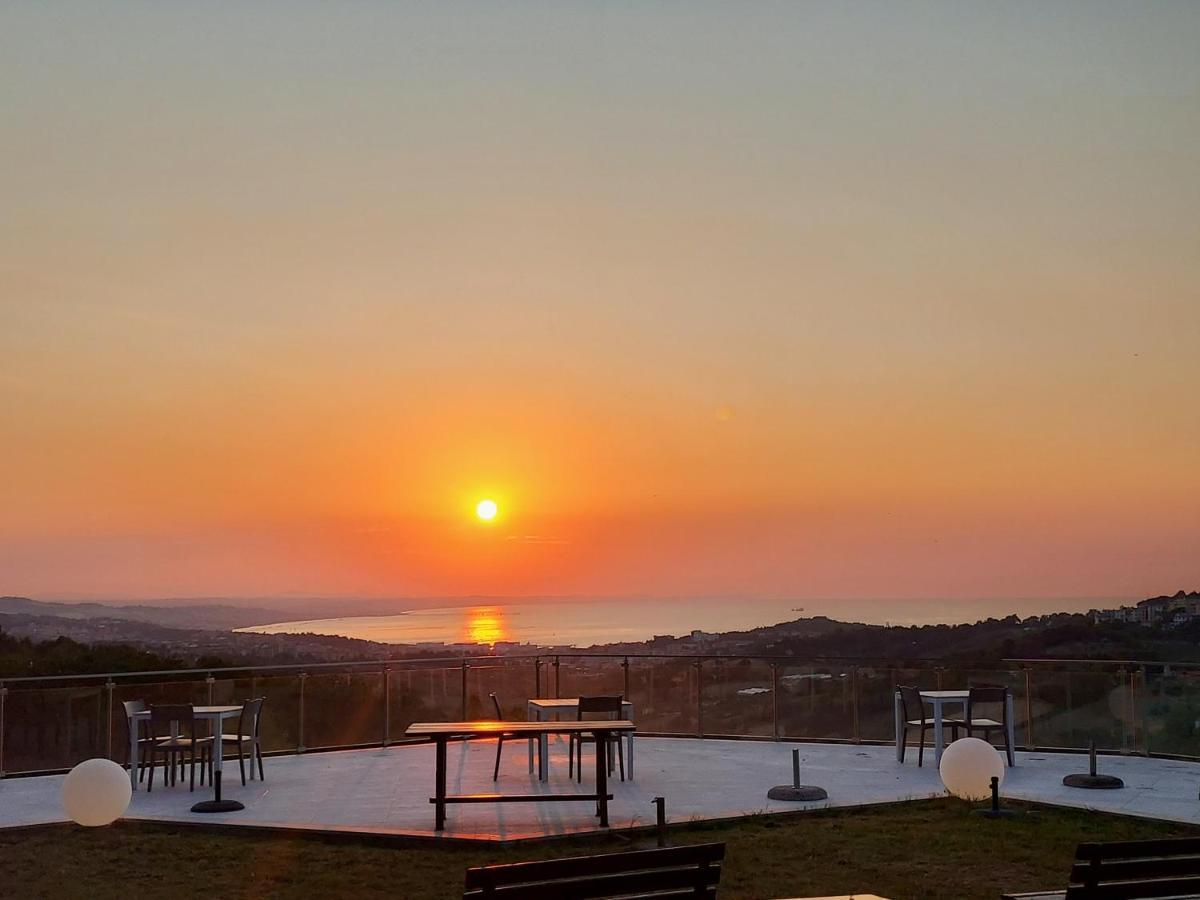 Villa De Ruschi Montacuto ภายนอก รูปภาพ